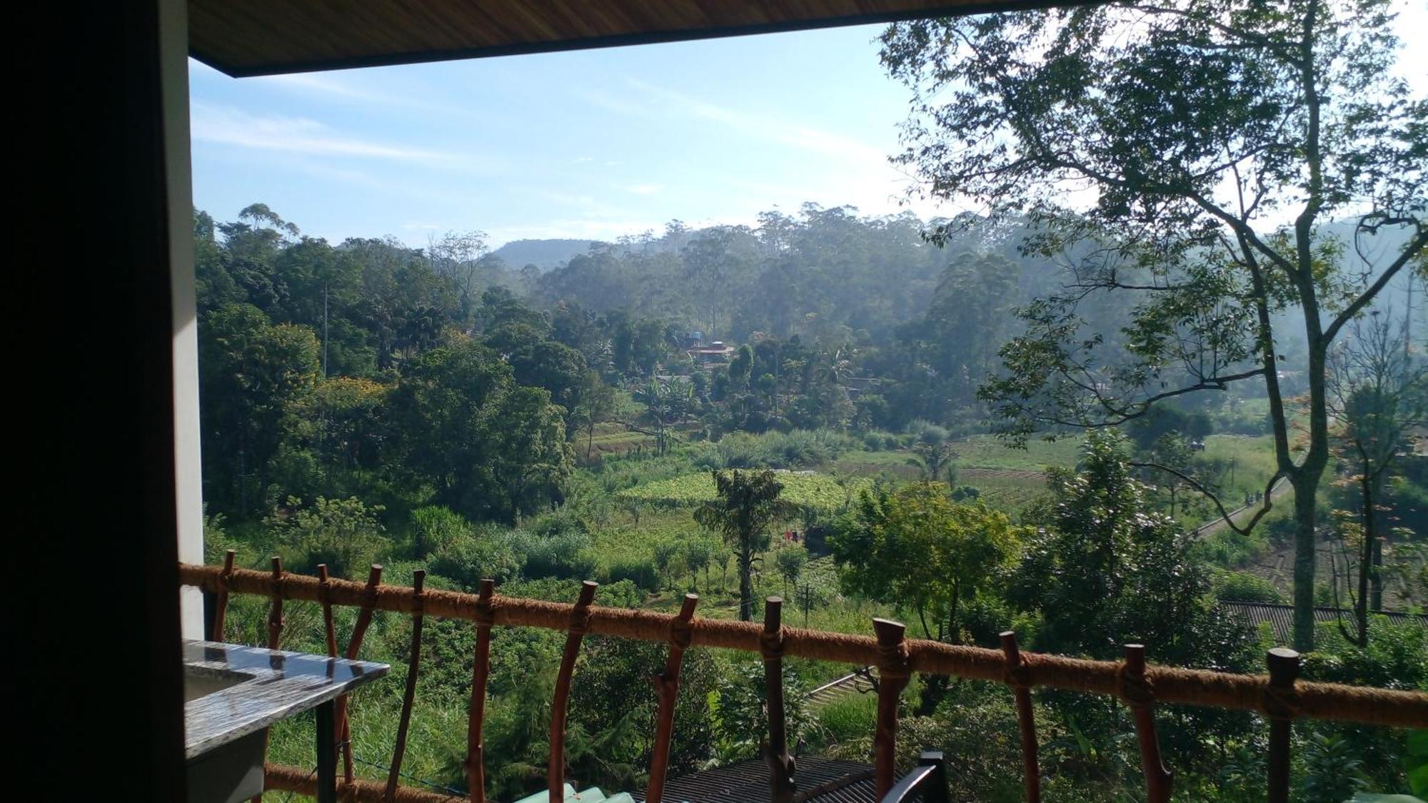Ella Breeze Homestay Luaran gambar