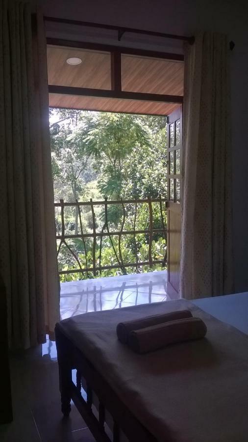 Ella Breeze Homestay Luaran gambar